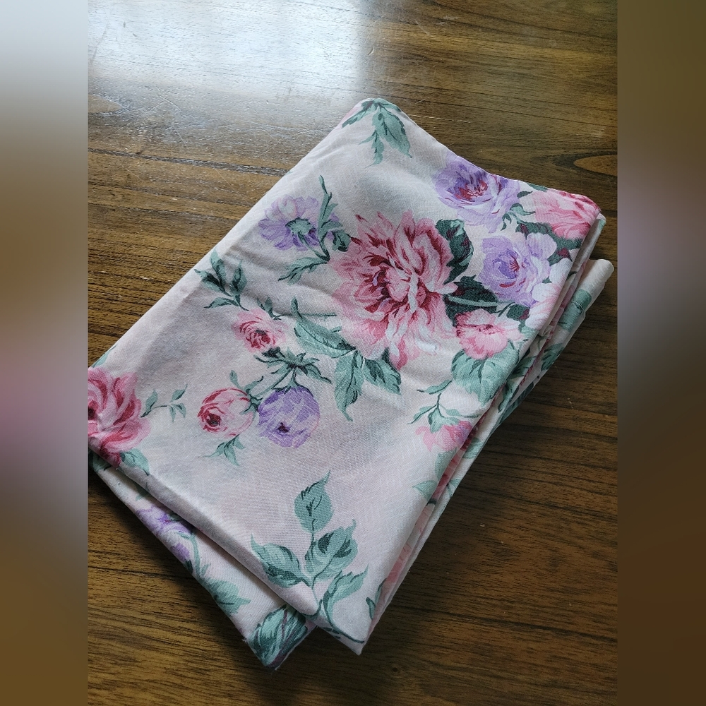 Thomaston vintage floral pillowcases